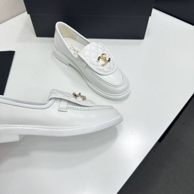 Chanel Moccasins 64159-4