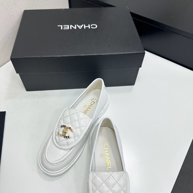 Chanel Moccasins 64159-4