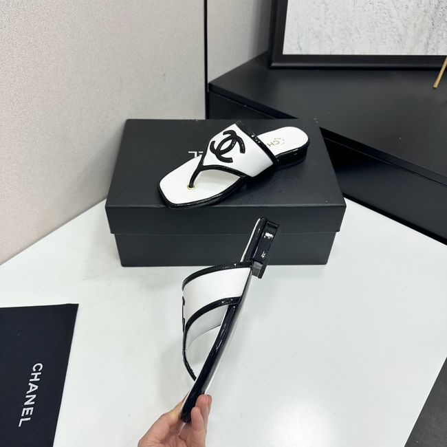 Chanel Thongs 64160-4