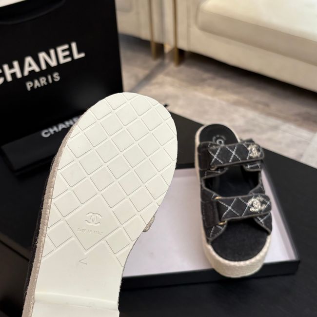 Chanel Mules 64165-3