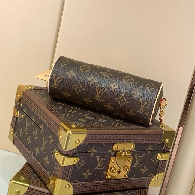 Louis Vuitton Pochette Papillon M25703