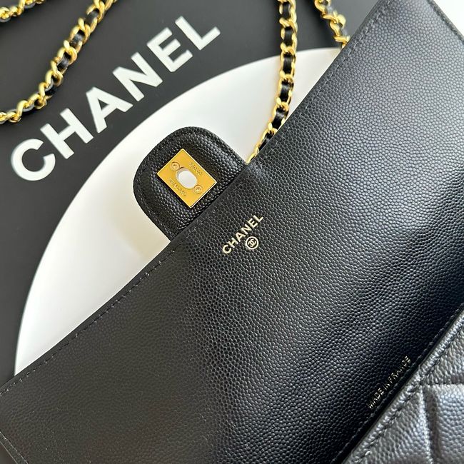 Chanel Clutch with chain AP5280 black