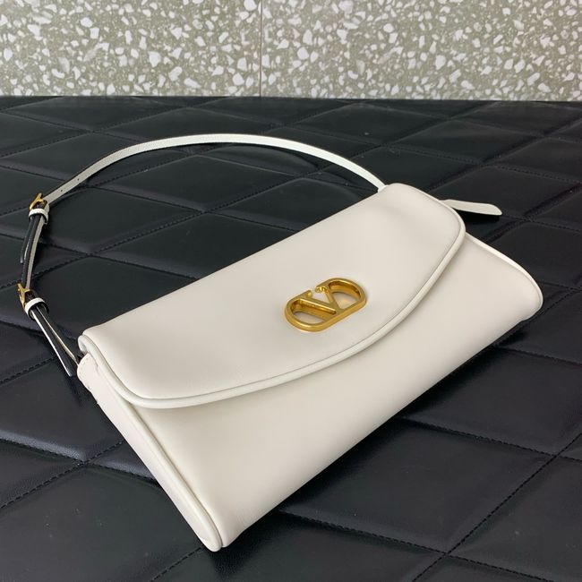 VALENTINO DEVAIN Small Sheepskin Shoulder Bag WB0T31 white