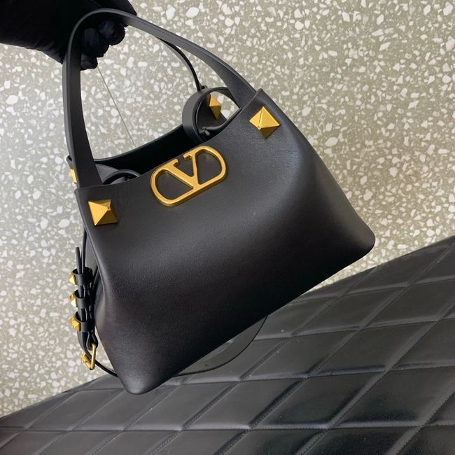 VALENTINO small Sheepskin Shoulder Bag 0112S black