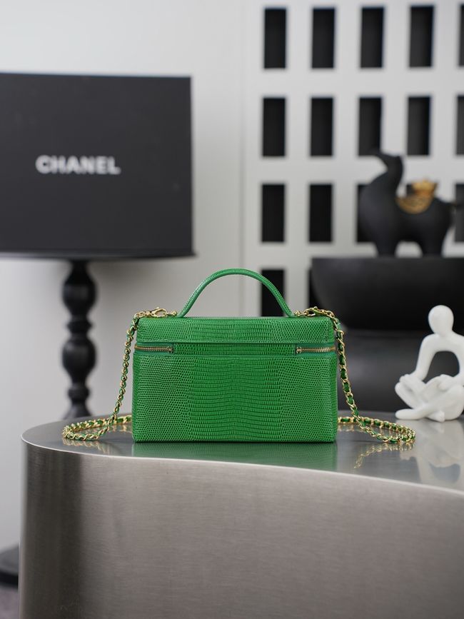 Chanel Vanity with Chain AP5195 green