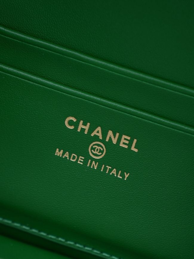 Chanel Vanity with Chain AP5195 green