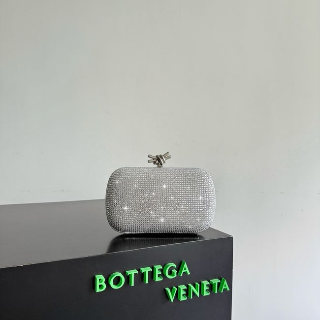 Bottega Veneta Soft Knot Clutch Crystal 06149 Silver