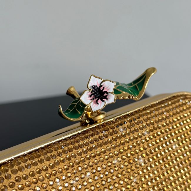 Bottega Veneta Soft Knot Clutch Crystal 06149 gold Bottega Veneta Soft Knot Clutch Crystal 06149 gold