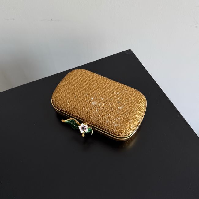 Bottega Veneta Soft Knot Clutch Crystal 06149 gold Bottega Veneta Soft Knot Clutch Crystal 06149 gold