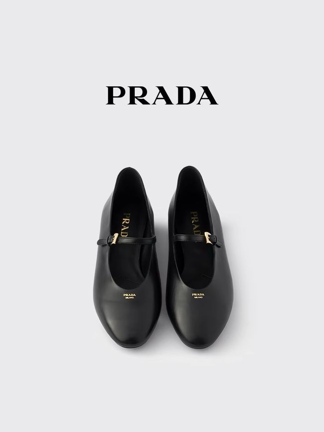 Prada Leather ballerinas 64205-5