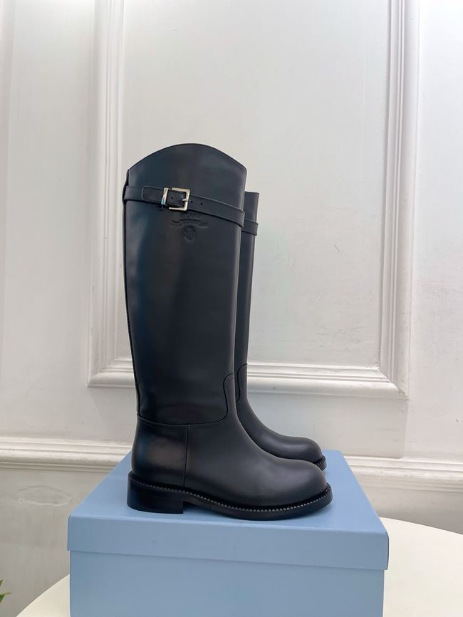Prada Leather boots 64207-3