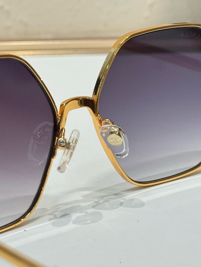 Chanel Sunglasses 821644-3