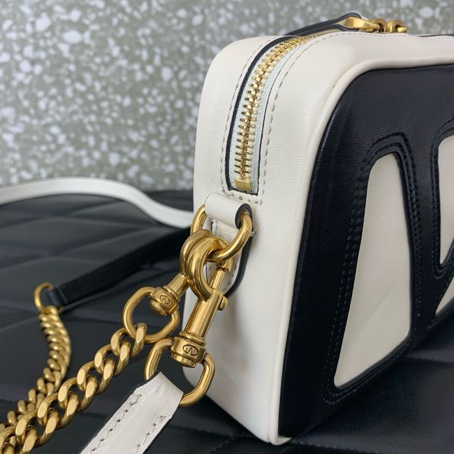 VALENTINO GARAVANI Loco Calf leather bag 0016 black&white