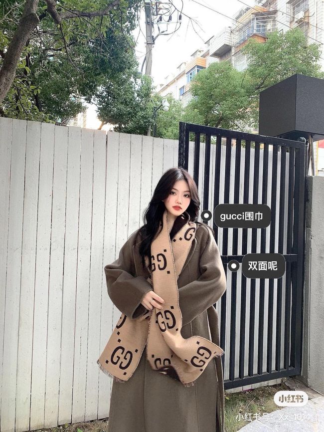 Gucci cashmere scarf 06391-1
