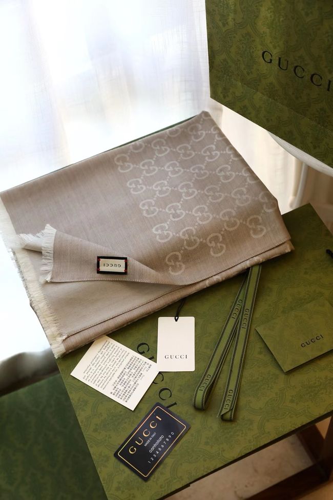 Gucci cashmere scarf 06393-2