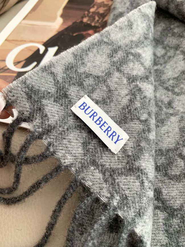 Burberry cashmere scarf BU0029-3