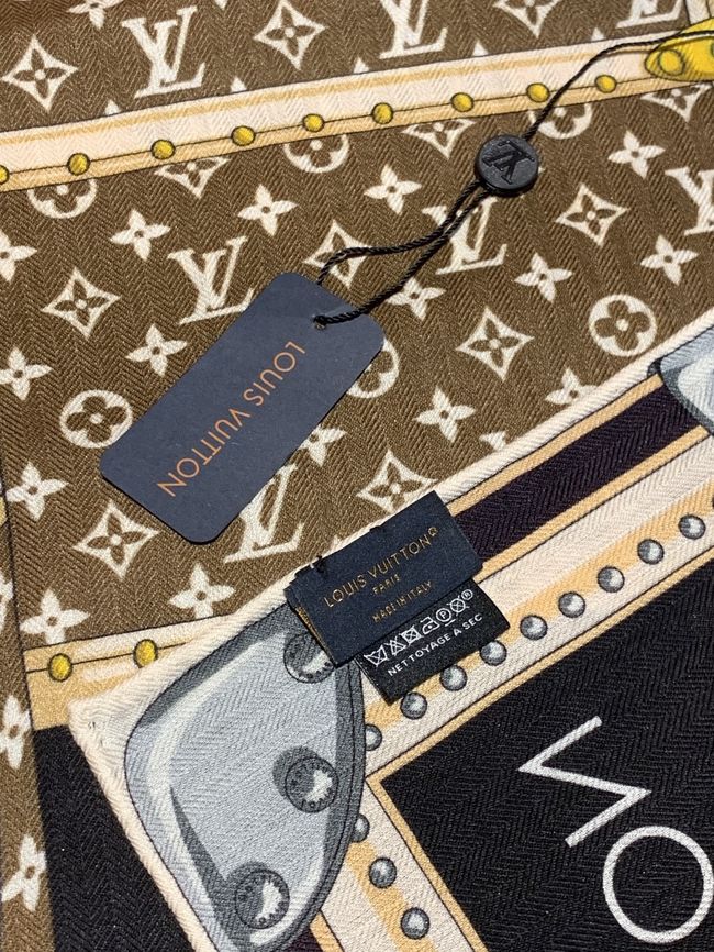 Louis Vuitton Monogram Shine Shawl M98771-1