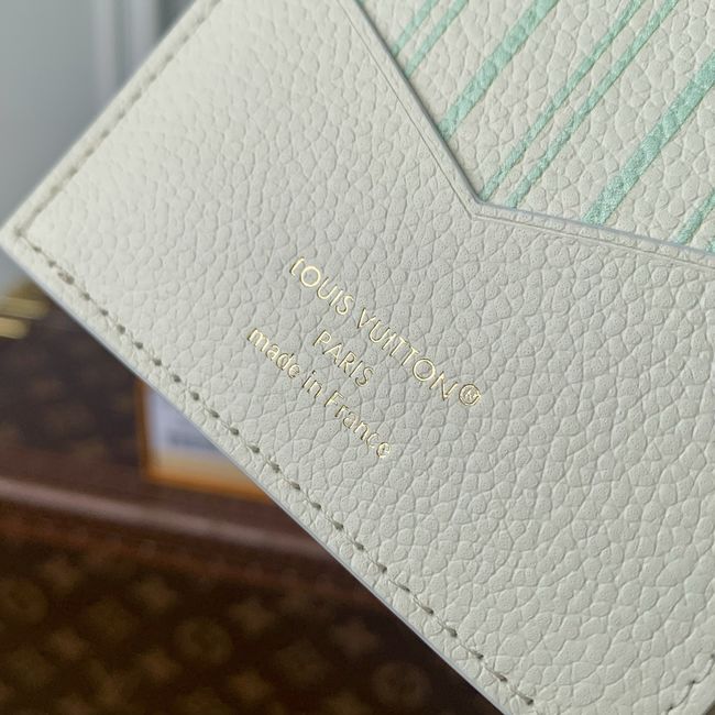 Louis Vuitton Passport Cover M2A003 Minty