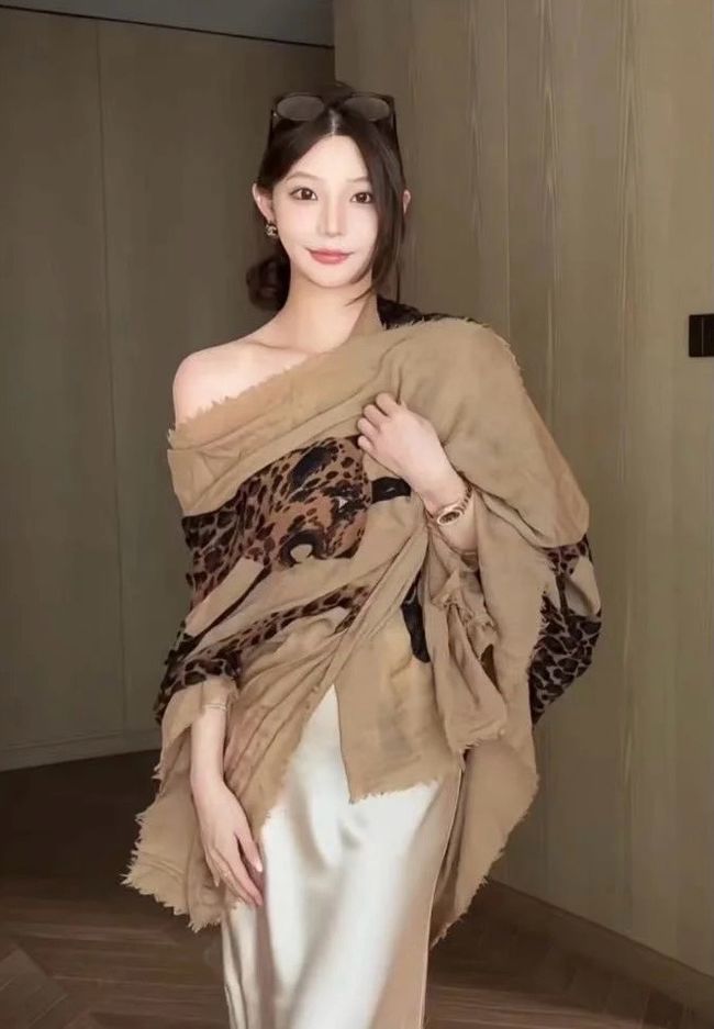 YSL Shawl Wool Silk and Cotton 873734-1