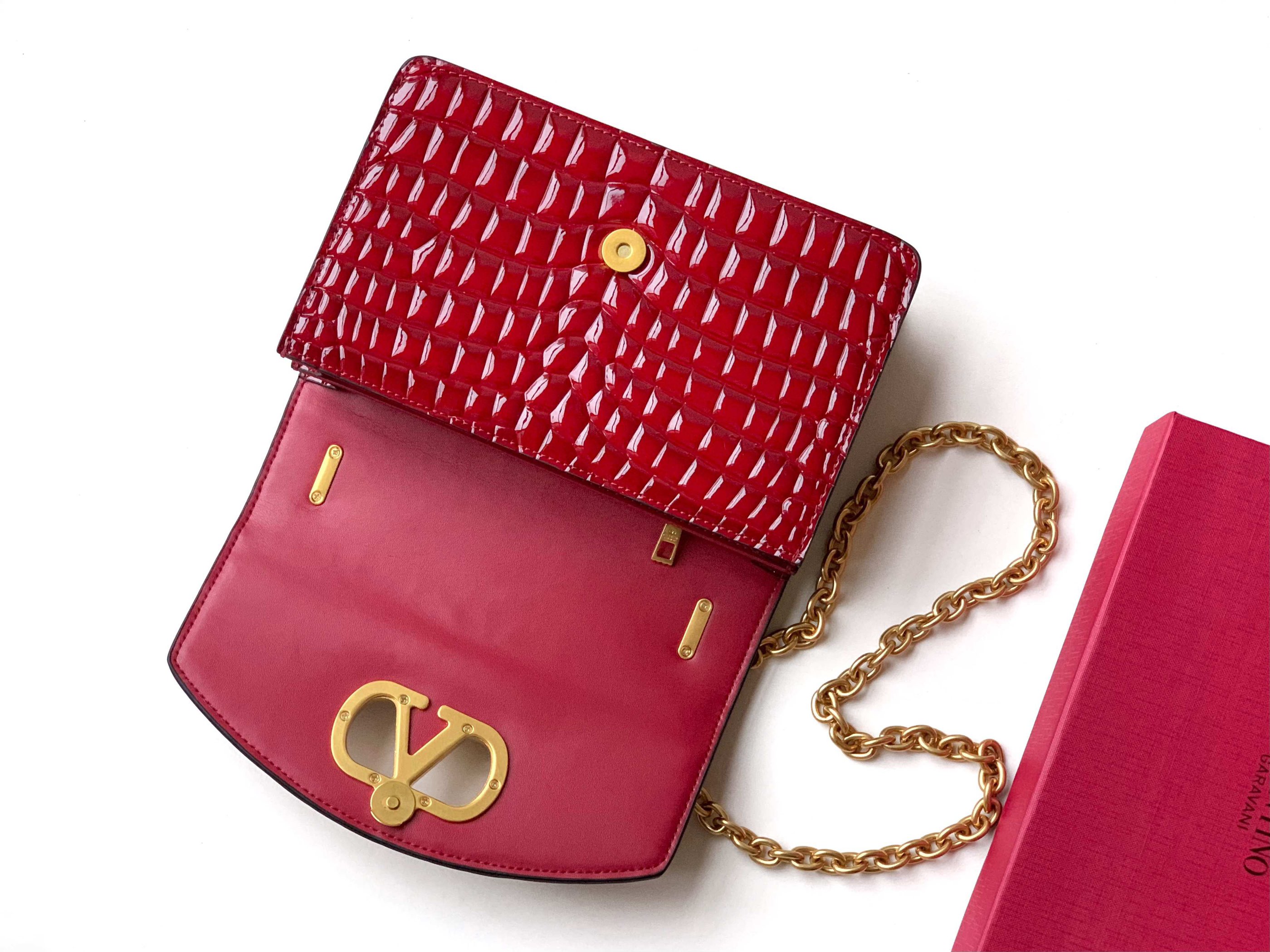 VALENTINO GARAVANI VAIN Original Leather Crocodile Embossed V50230 Burgundy