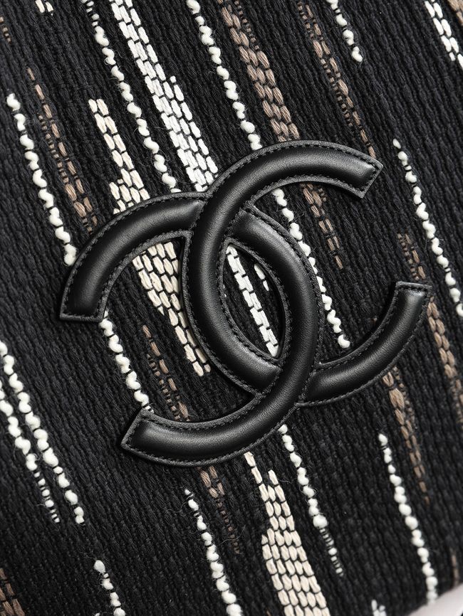 Chanel Shopping Bag AS6200 black