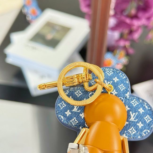 Louis Vuitton Street Bag Charm and Key Holder M01190