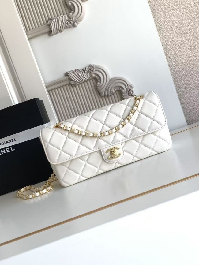 Chanel Flap Bag Lambskin AS6568 white