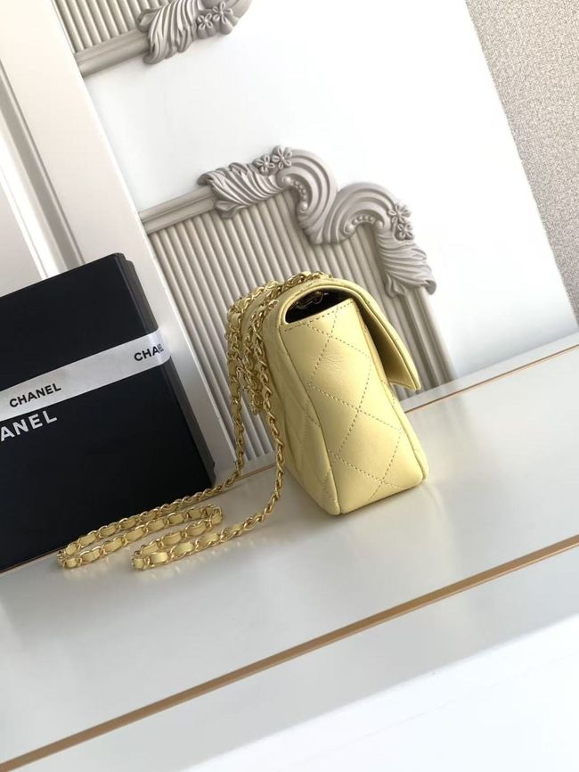 Chanel Flap Bag Lambskin AS6568 yellow Chanel Flap Bag Lambskin AS6568 yellow
