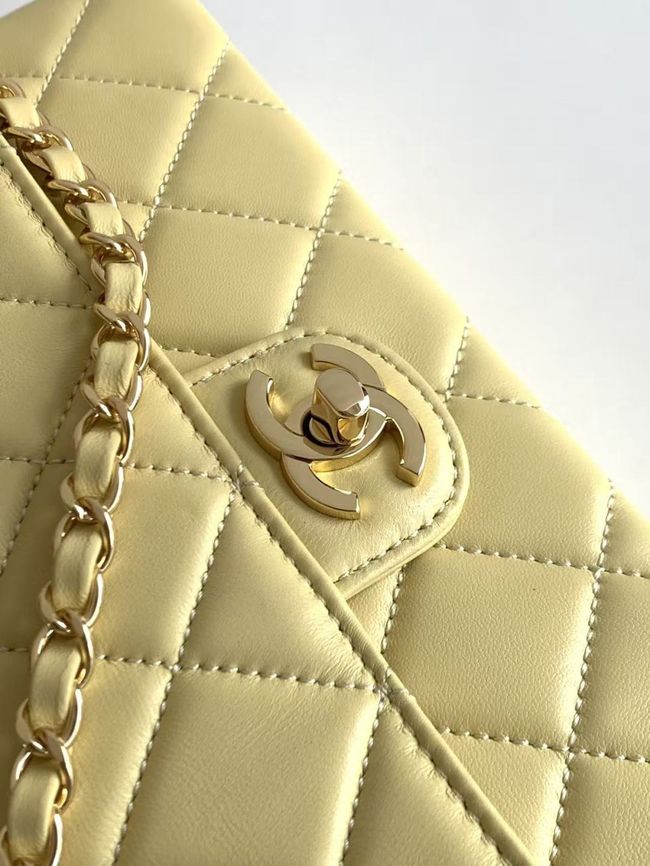 Chanel Flap Bag Lambskin AS6568 yellow Chanel Flap Bag Lambskin AS6568 yellow