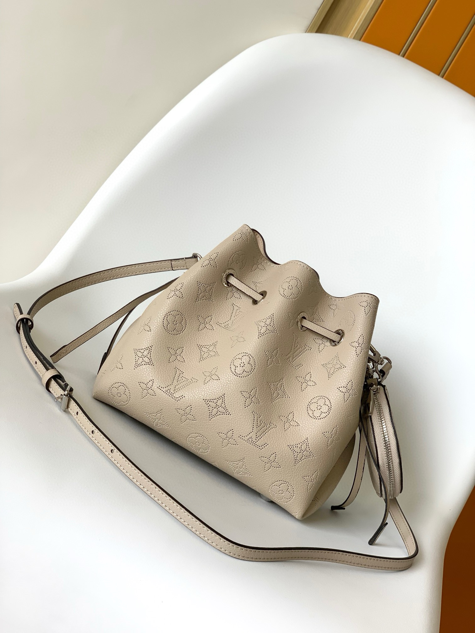 Louis Vuitton BELLA M57201 Creme Beige
